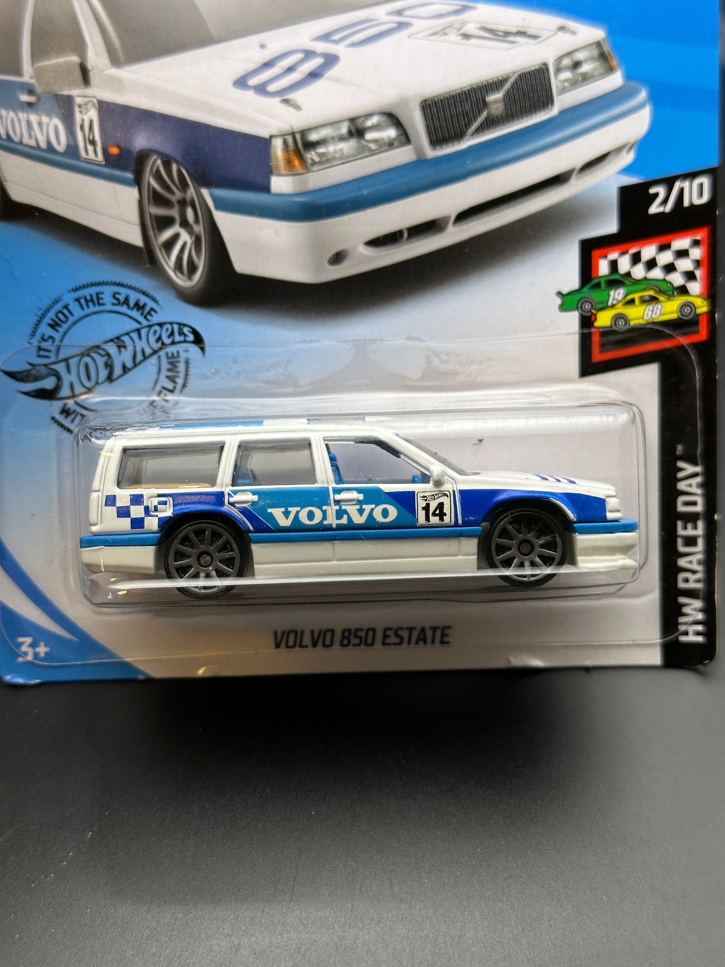 HOT WHEELS - VOLVO 850 ESTATE (2020) - HW RACE DAY 2/10