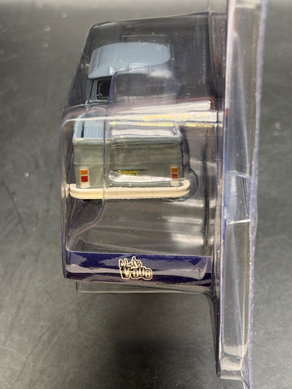 GREENLIGHT - 1978 VOLKSWAGEN TYPE 2 DOUBLE CAB PICKUP - CLUB V-DUB