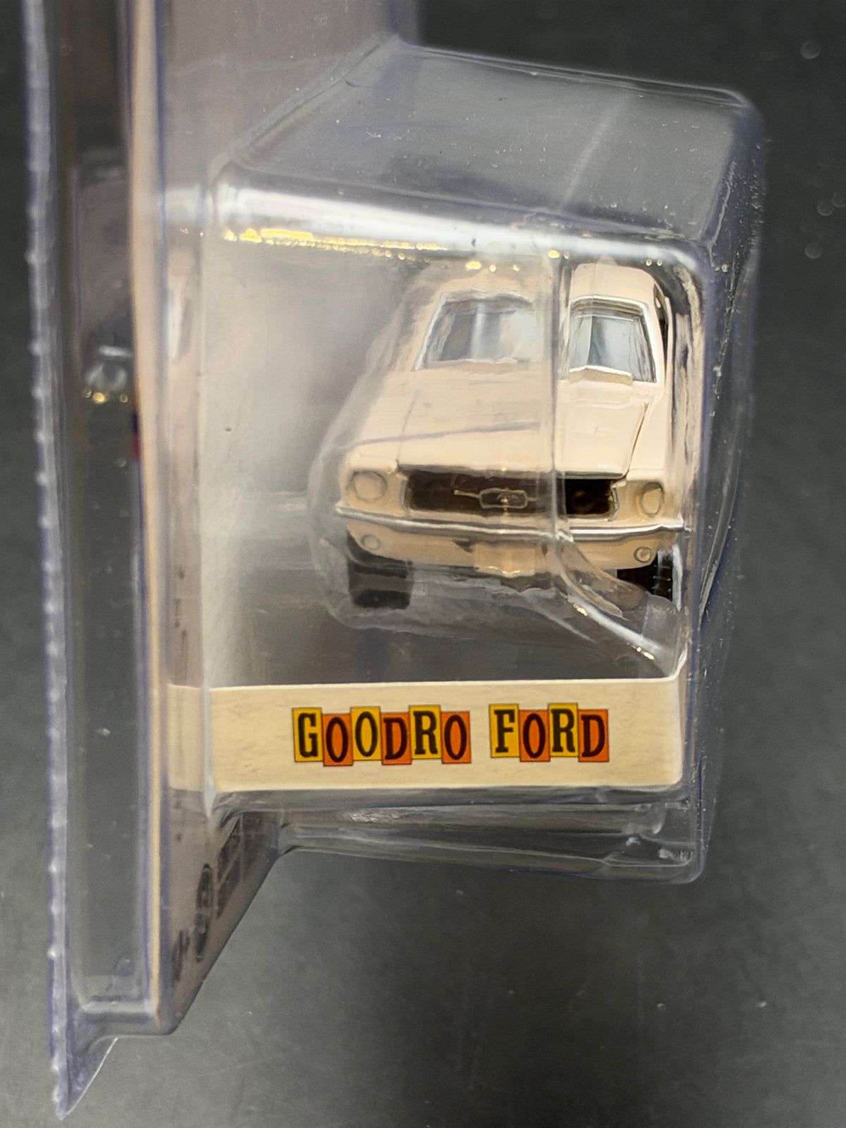 GREENLIGHT - 1967 FORD MUSTANG COUPE - GOODRO FORD