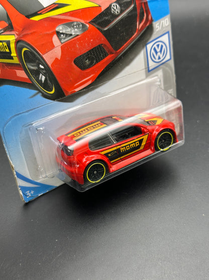 HOT WHEELS - VOLKSWAGEN GOLF GTI (2019) - HW VOLKSWAGEN 5/10