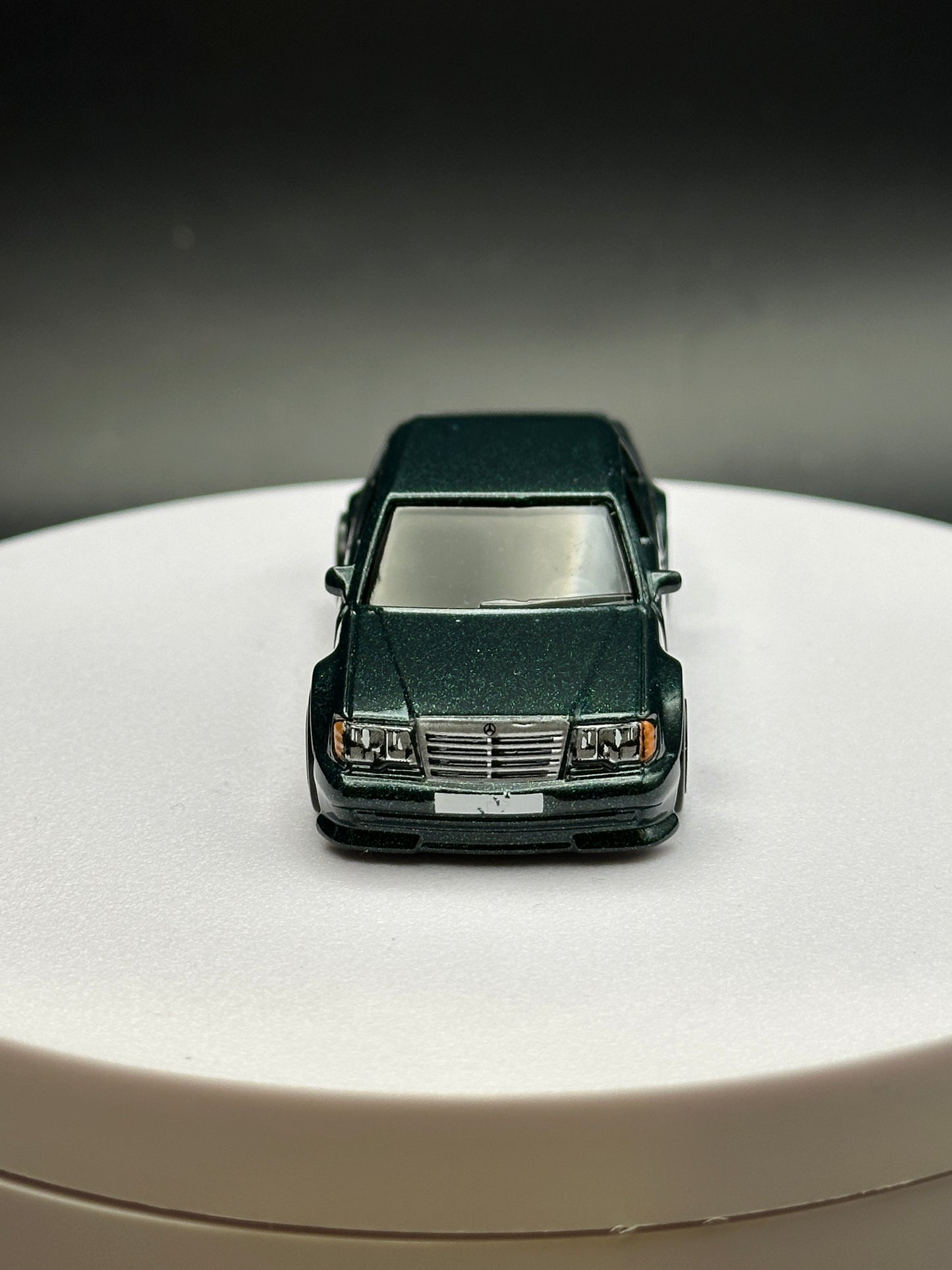 HOT WHEELS - MERCEDES BENZ 500 E (2025) - HW MAINLINE - LOOSE