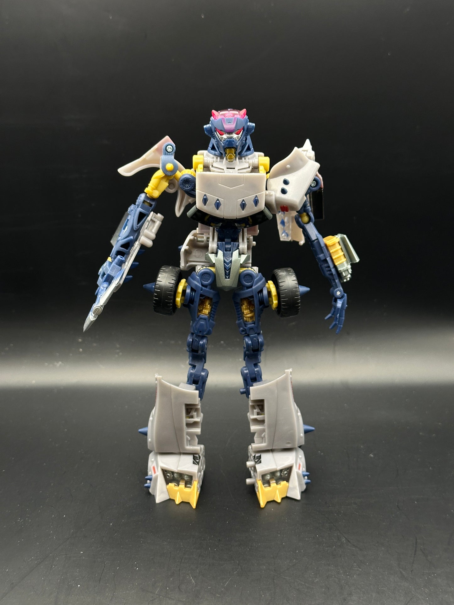 TRANSFORMERS: HUNT FOR THE DECEPTICONS - AXOR - LOOSE ACTION FIGURE