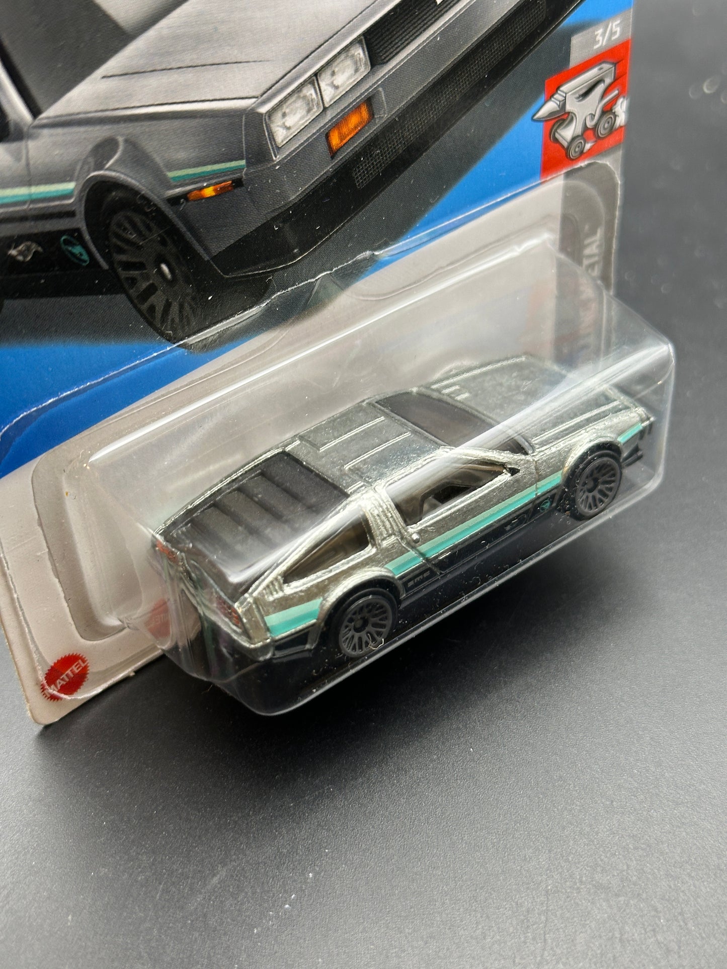 HOT WHEELS - DMC DELOREAN - TREASURE HUNT (2024) - HW ROLLING METAL 3/5