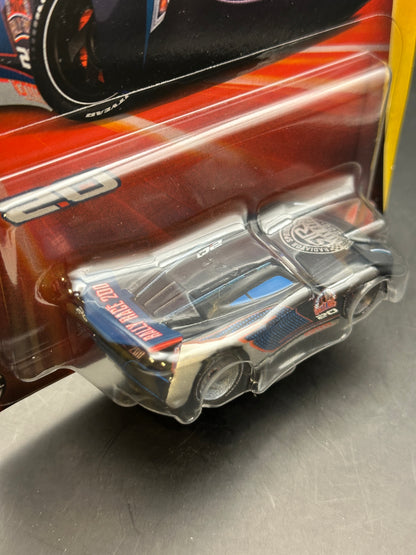 DISNEY PIXAR CARS - JACKSON STORM - RADIATOR SPRINGS RACE AND RESCUE CARS - DIECAST
