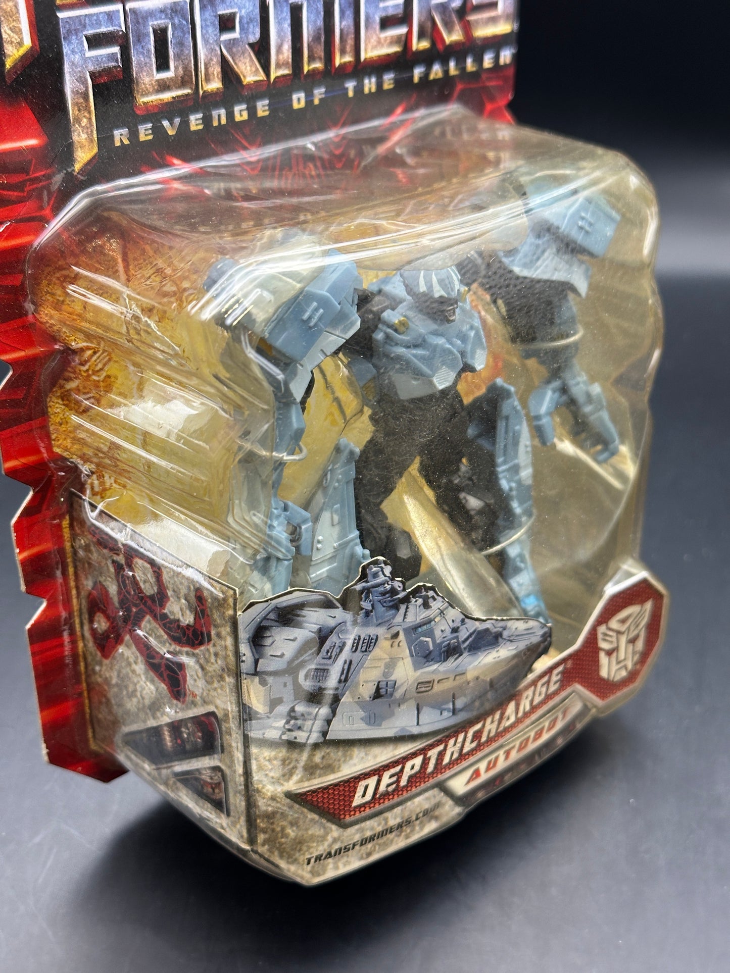 TRANSFORMERS REVENGE OF THE FALLEN - DEPTHCHARGE - AUTOBOT ACTION FIGURE