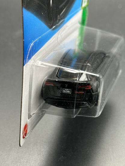 HOT WHEELS - TESLA MODEL Y (2024) - HW GREEN SPEED 3/10
