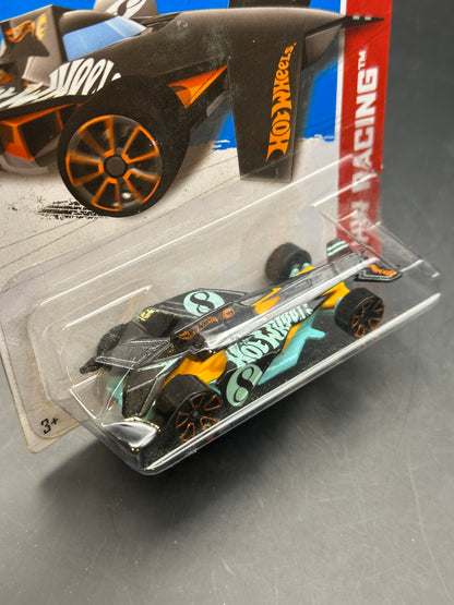 HOT WHEELS - BACK TO THE BLADE - TREASURE HUNT (2013) - HW RACING TR