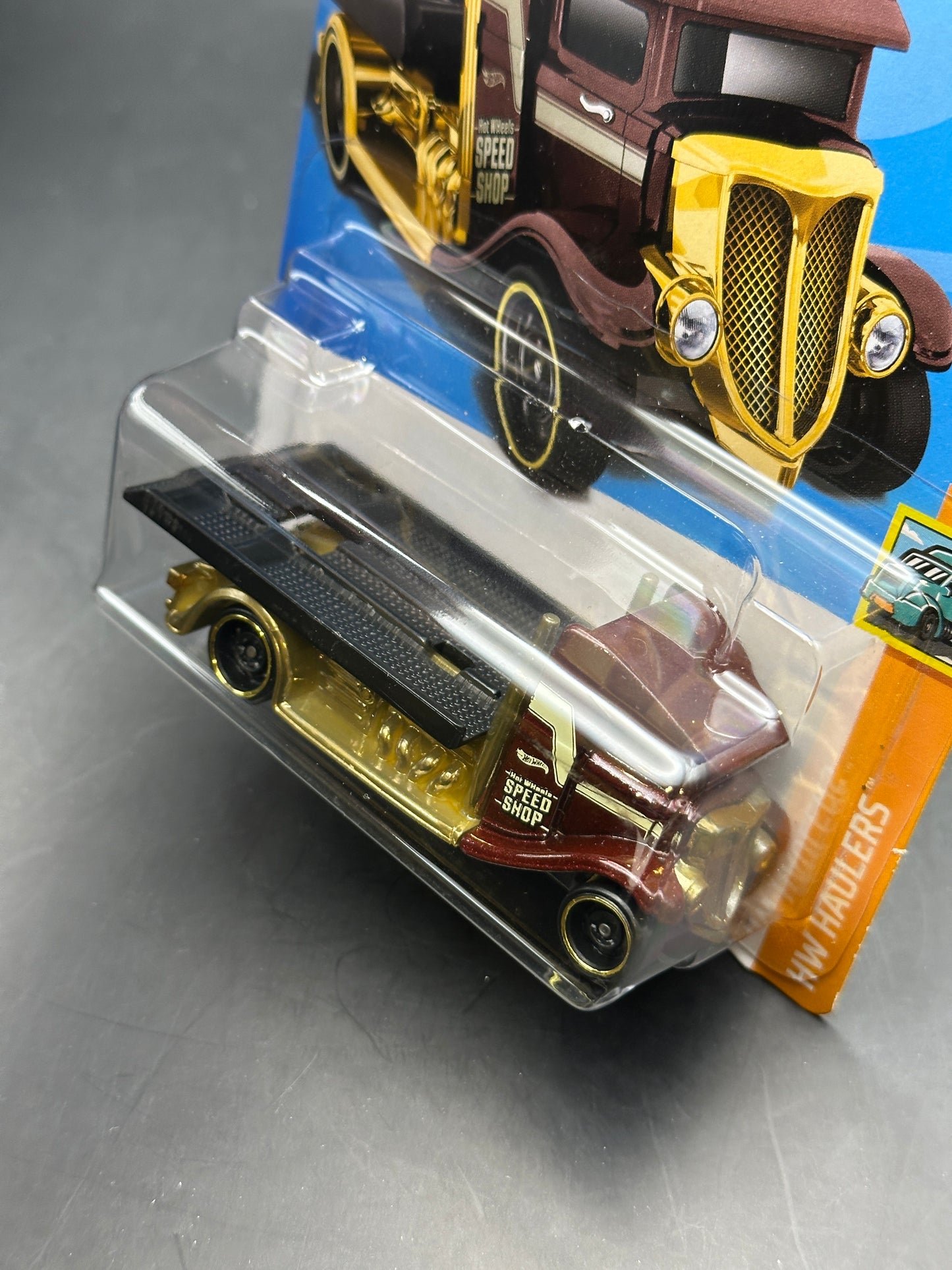 HOT WHEELS - FAST-BED HAULER (2023) - HW HAULERS 2/5