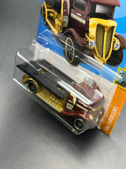 HOT WHEELS - FAST-BED HAULER (2023) - HW HAULERS 2/5