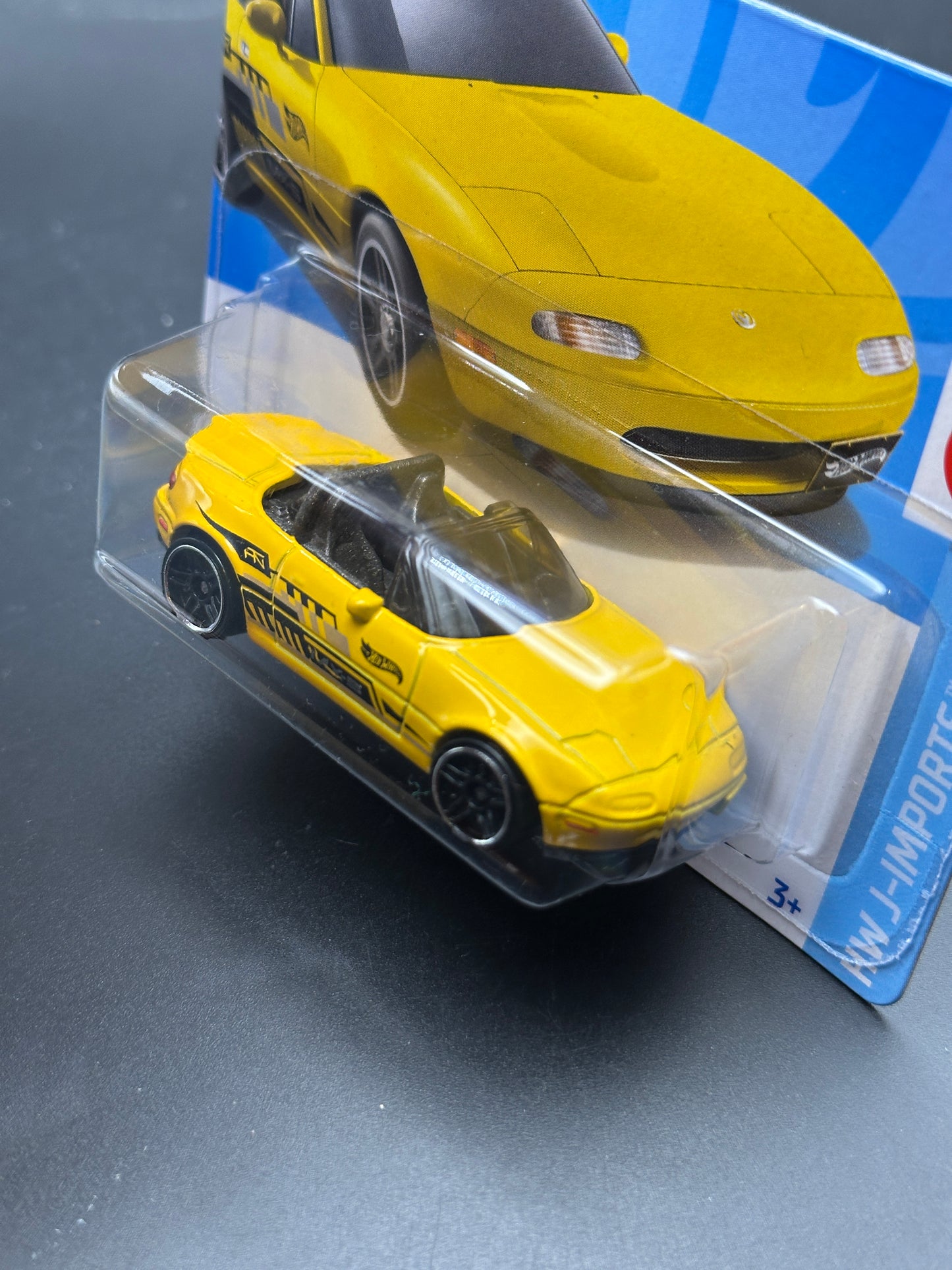 HOT WHEELS - 91 MAZDA MX5 MIATA (2024) - HW J IMPORTS 6/10