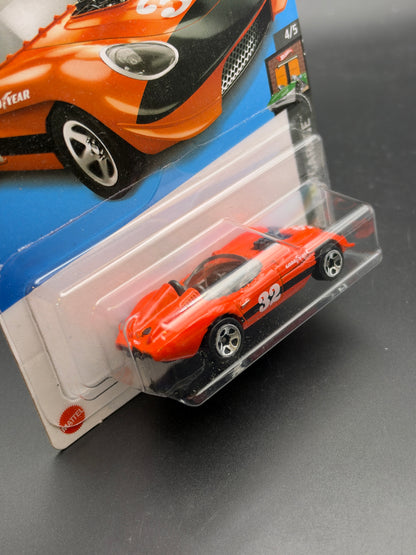 HOT WHEELS - GLORY CHASER (2024) - HW DREAM GARAGE 4/5