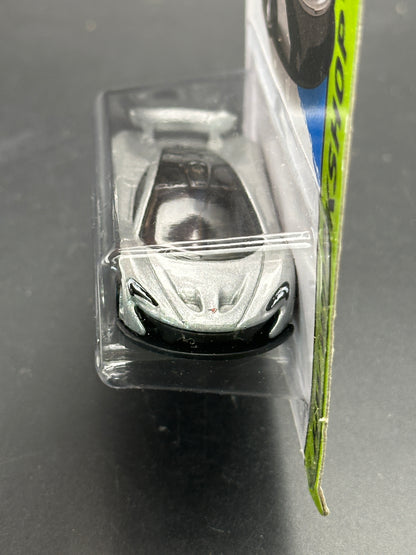 HOT WHEELS - MCLAREN P1 (2015) - HW WORKSHOP