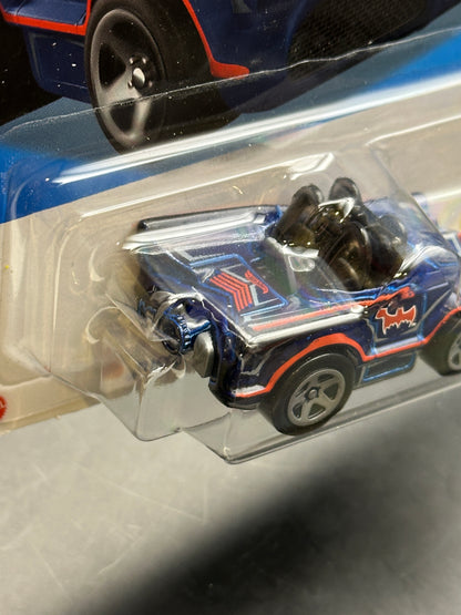 HOT WHEELS - CLASSIC TV SERIES BATMOBILE - TOONED (2022) - HW BATMAN 3/5