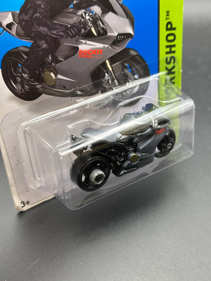 HOT WHEELS - DUCATI 1199 PANIGALE (2015) - HW WORKSHOP: NIGHTBURNERZ