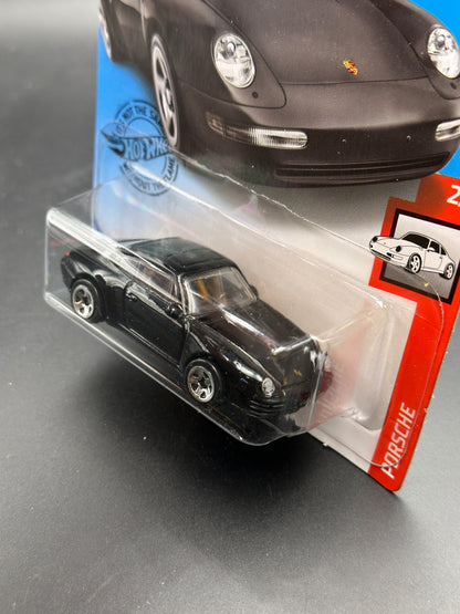 HOT WHEELS - 96 PORSCHE CARRERA (2020) - HW PORSCHE 2/5