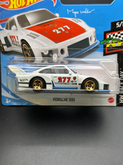 HOT WHEELS - PORSCHE 935 (2021) - HW RACE DAY 5/10