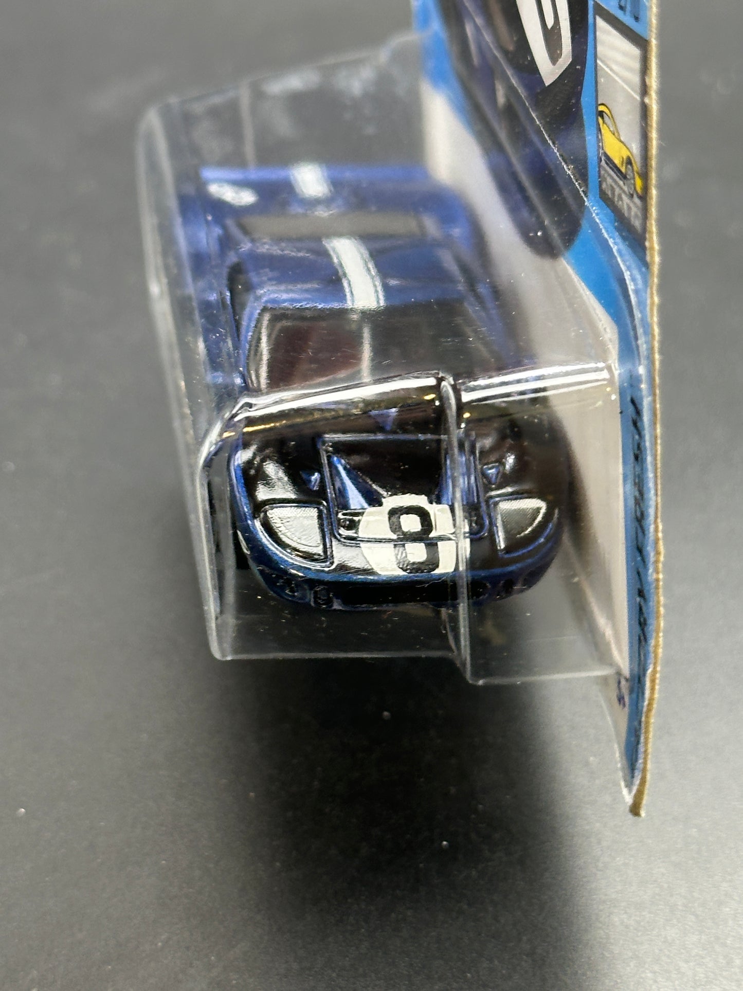 HOT WHEELS - FORD GT40 (2024) - FACTORY FRESH 2/10