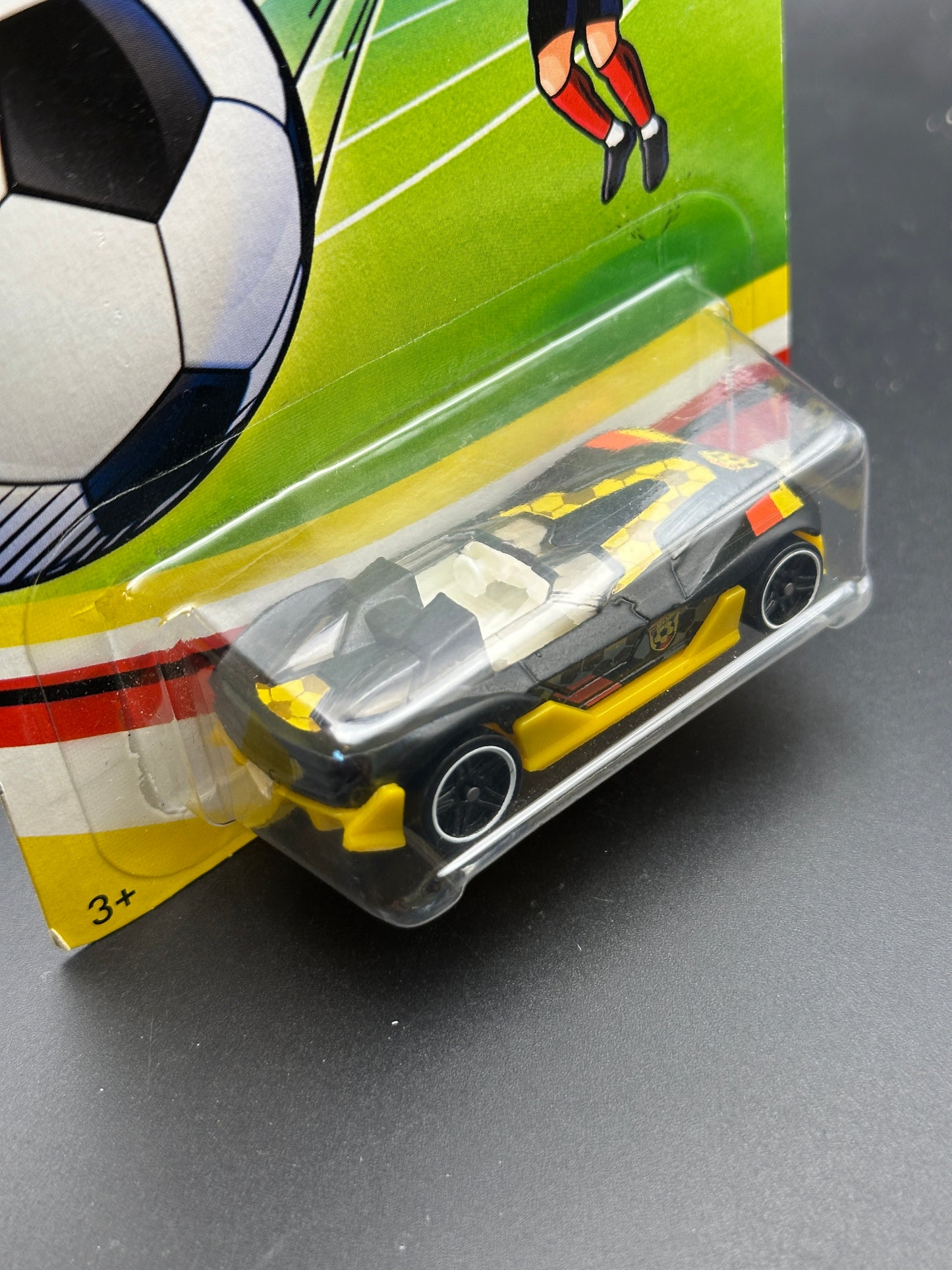 HOT WHEELS - YUR SO FAST (2016) - SOCCER SERIES 8/8