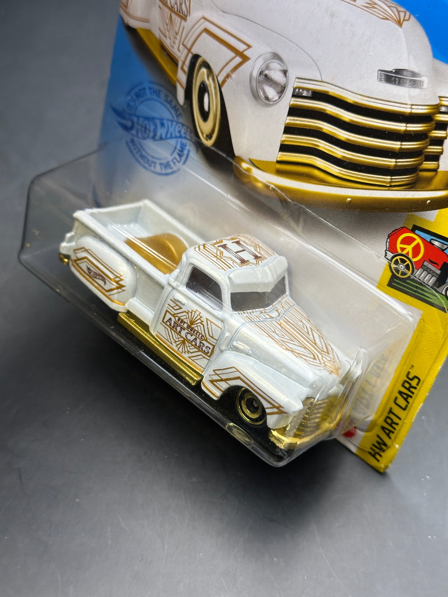 HOT WHEELS - LA TROCA (2021) - HW ART CARS 8/10