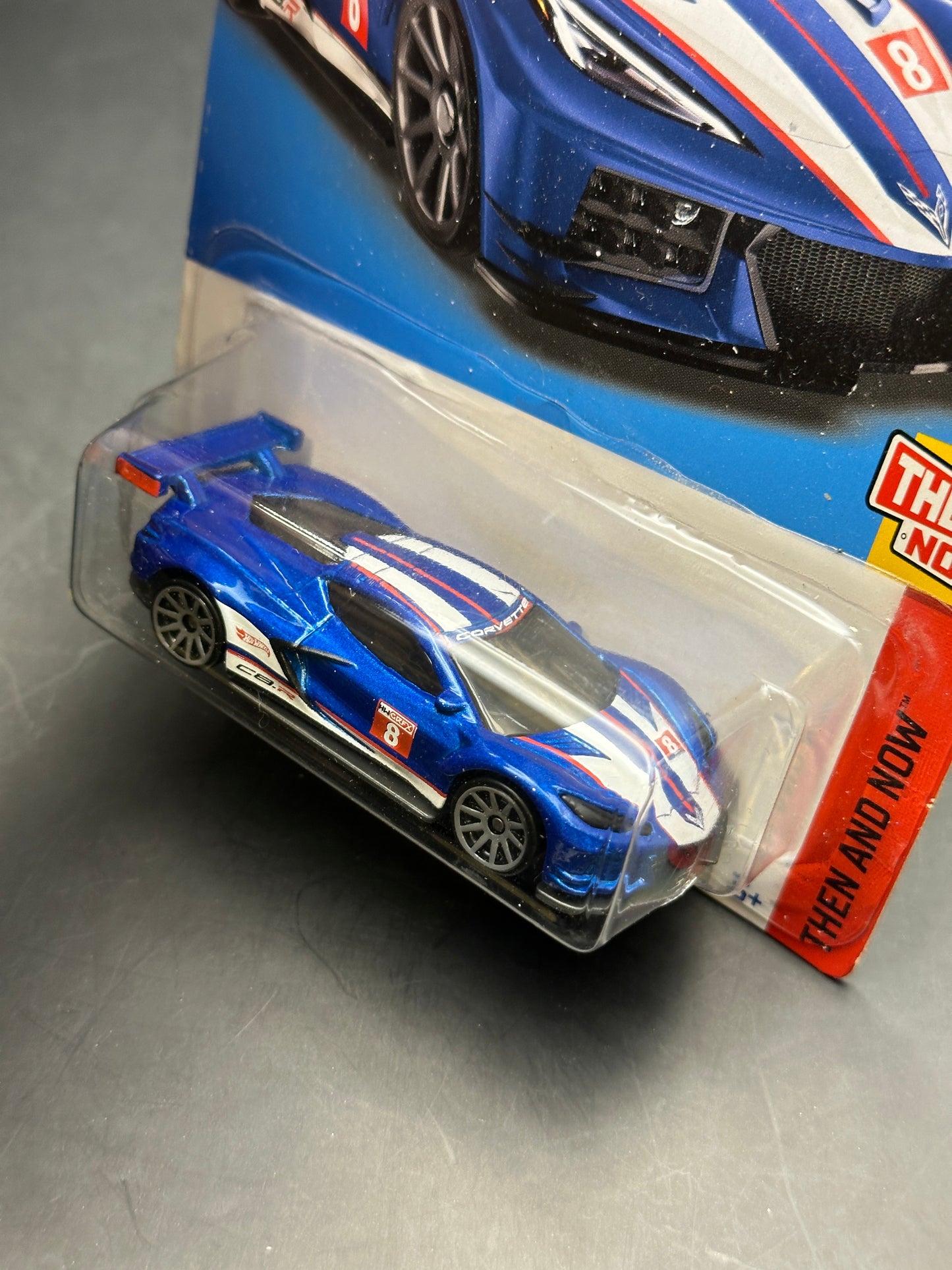 HOT WHEELS - CORVETTE C8.R (2022) - HW THEN AND NOW 1/10