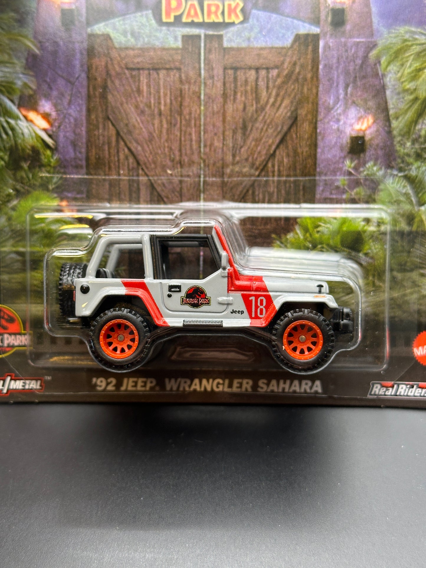 HOT WHEELS - 92 JEEP WRANGLER SAHARA (2025) - JURASSIC PARK - POP CULTURE