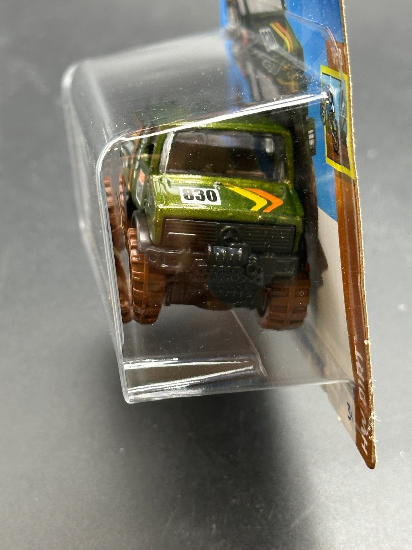 HOT WHEELS - MERCEDES BENZ UNIMOG 1300 (2024) - HW DIRT 1/10