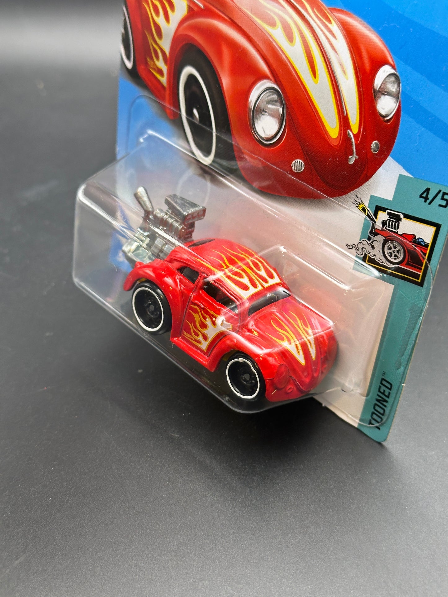 HOT WHEELS - VOLKSWAGEN BEETLE (2018) - HW TOONED 4/5