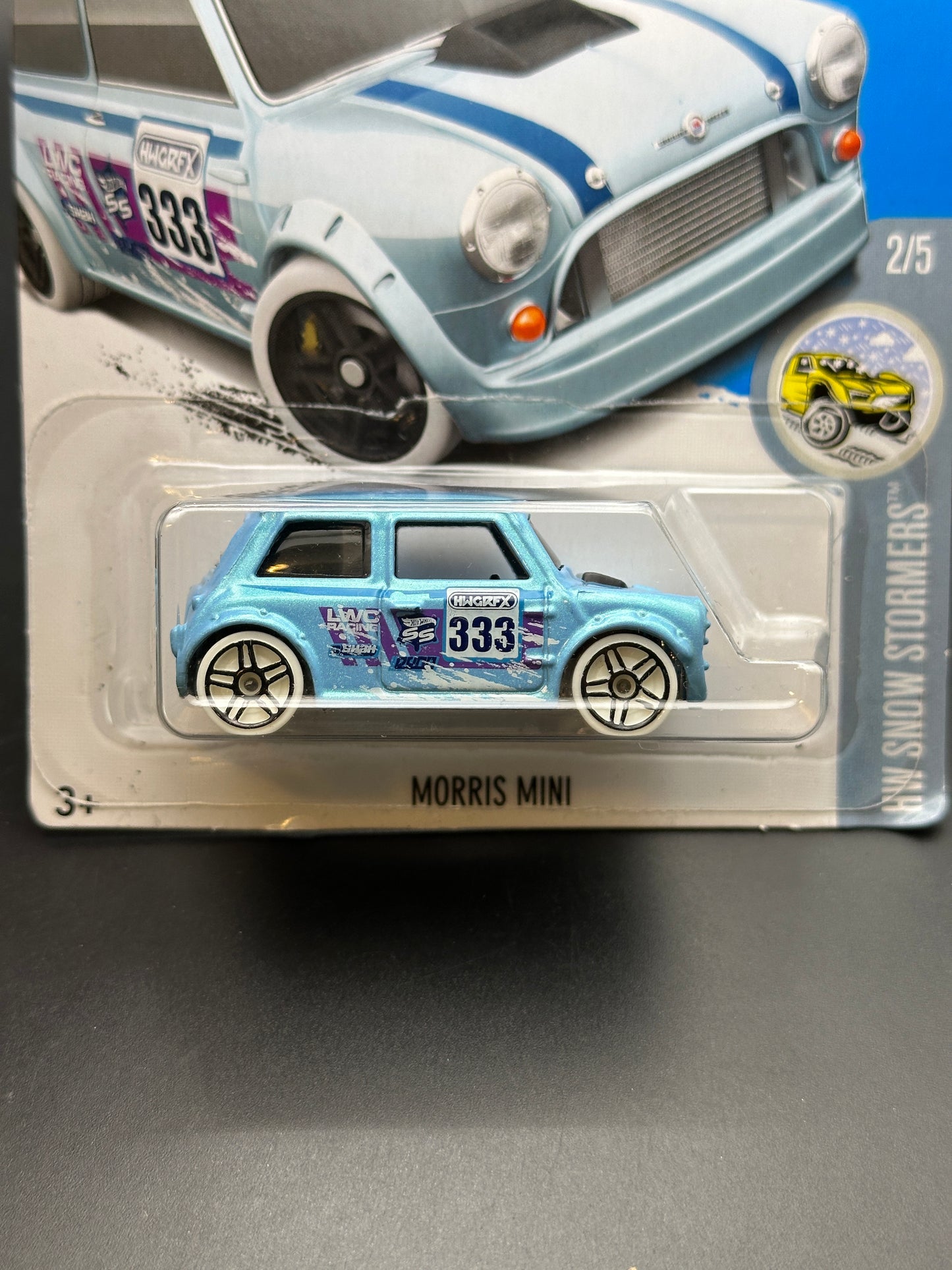 HOT WHEELS - MORRIS MINI (2017) - HW SNOW STORMERS 2/5