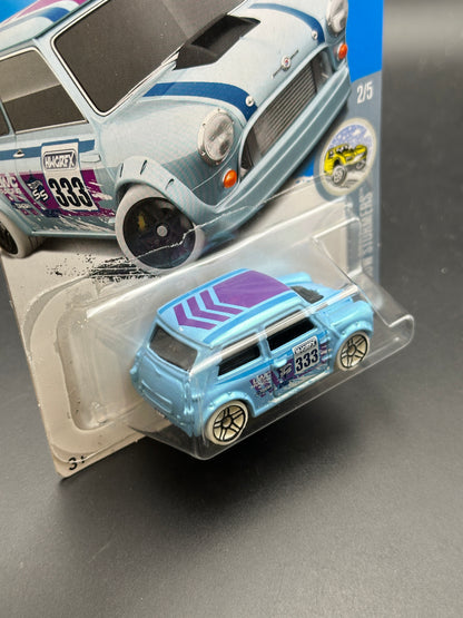 HOT WHEELS - MORRIS MINI (2017) - HW SNOW STORMERS 2/5