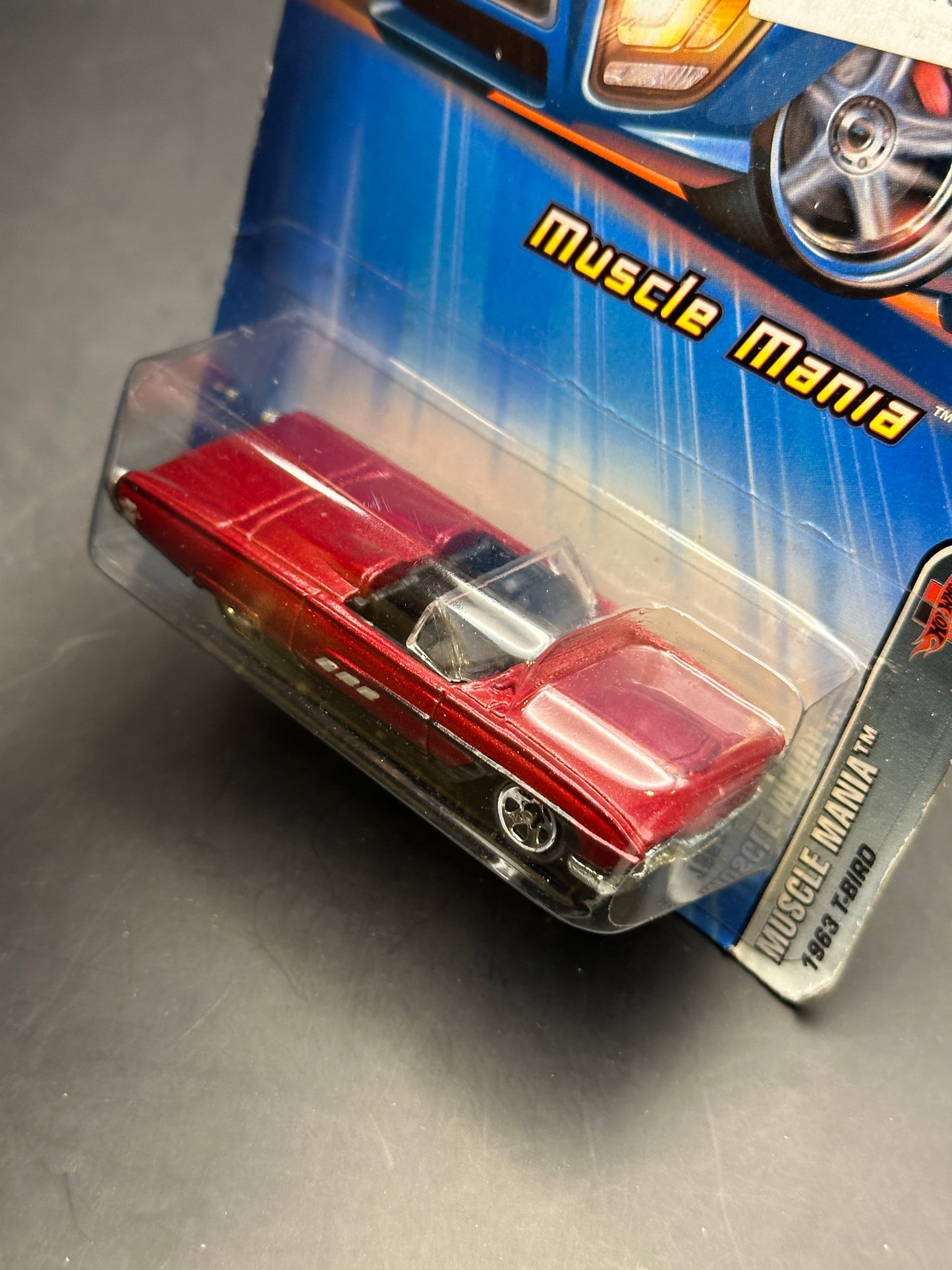 HOT WHEELS - 1963 T-BIRD (2005) - HW MUSCLE MANIA 2/5