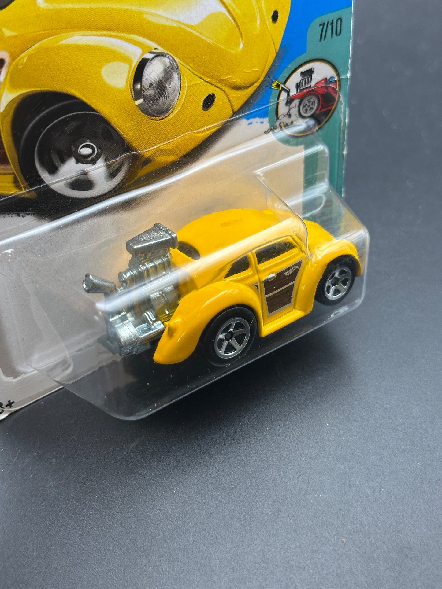 HOT WHEELS - VOLKSWAGEN BEETLE (2017) - HW TOONED 7/10