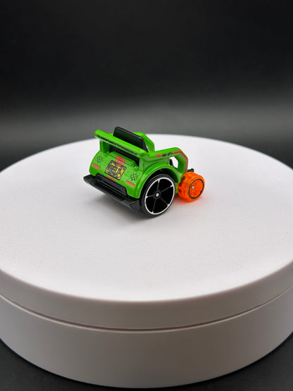 HOT WHEELS - WHEELIE CHAIR (2022) - HW DAREDEVILS 2/5 - LOOSE