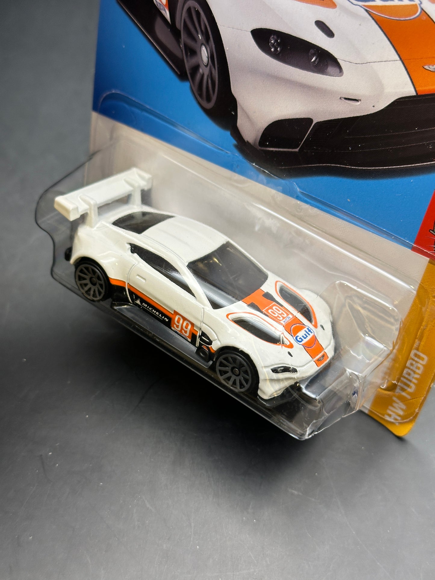 HOT WHEELS - ASTON MARTIN VANTAGE GTE (2023) - HW TURBO 2/5