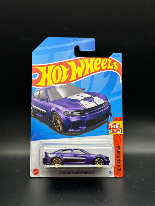 HOT WHEELS - 20 DODGE CHARGER HELLCAT (2023) - HW THEN AND NOW 7/10