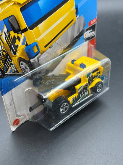 HOT WHEELS - HEAVY HITCHER (2023) - HW RESCUE 9/10