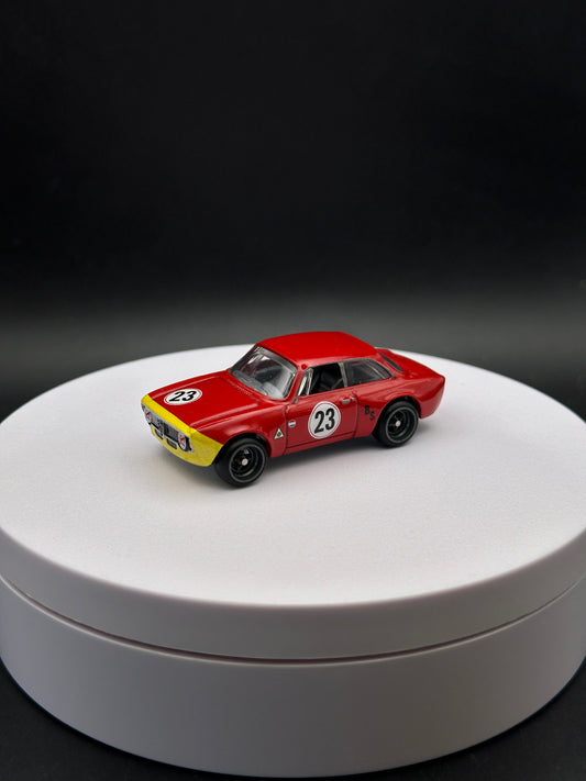 HOT WHEELS - ALFA ROMEO GIULIA SPRINT GTA (2020) - CAR CULTURE: DOOR SLAMMERS 2/5 - LOOSE