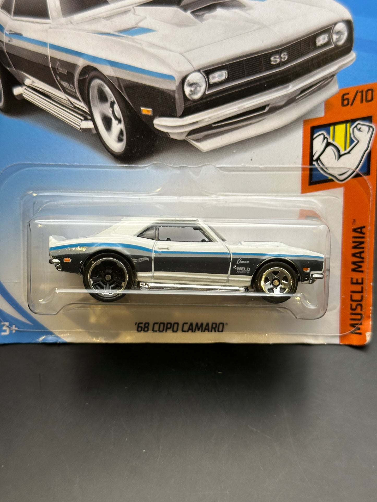 HOT WHEELS - 68 COPO CAMARO (2019) - HW MUSCLR MANIA 6/10