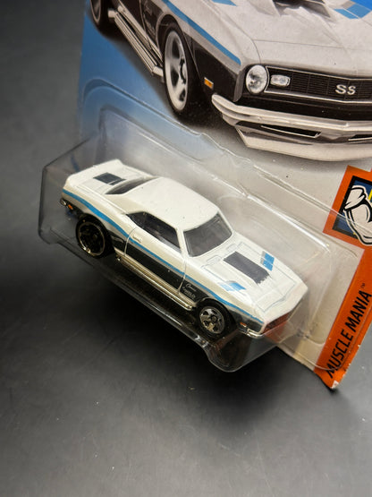 HOT WHEELS - 68 COPO CAMARO (2019) - HW MUSCLR MANIA 6/10