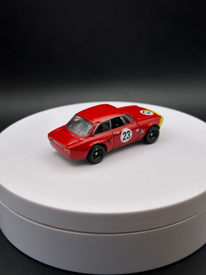HOT WHEELS - ALFA ROMEO GIULIA SPRINT GTA (2020) - CAR CULTURE: DOOR SLAMMERS 2/5 - LOOSE