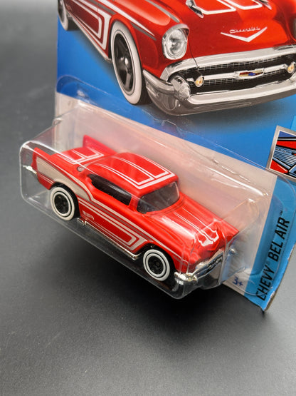HOT WHEELS - 57 CHEVY (2022) - HW CHEVY BEL AIR 3/5