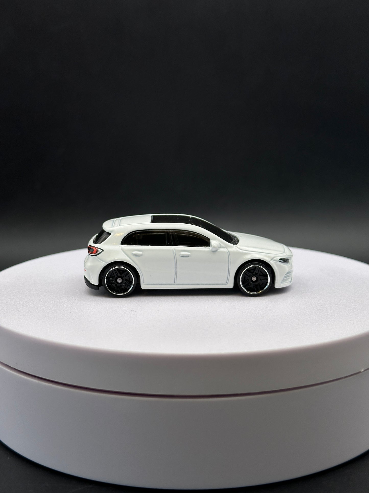 HOT WHEELS - 19 MERCEDES BENZ A-CLASS (2019) - HW FACTORY FRESH 5/10 - LOOSE
