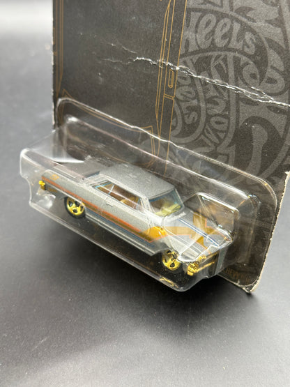 HOT WHEELS - 63 CHEVY II (2019) - SILVER SERIES - SATIN AND CHROME SERIES 5/6