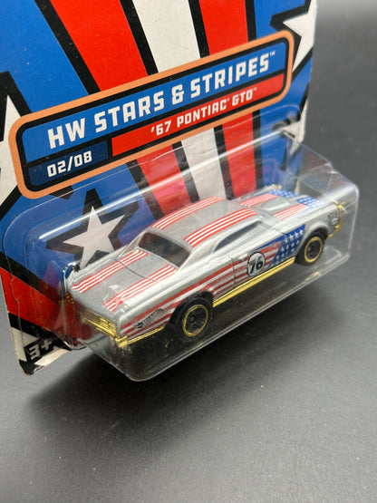 HOT WHEELS - 67 PONTIAC GTO (2022) - STARS AND STRIPE SERIES 2/8