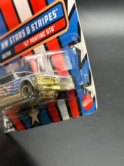 HOT WHEELS - 67 PONTIAC GTO (2022) - STARS AND STRIPE SERIES 2/8