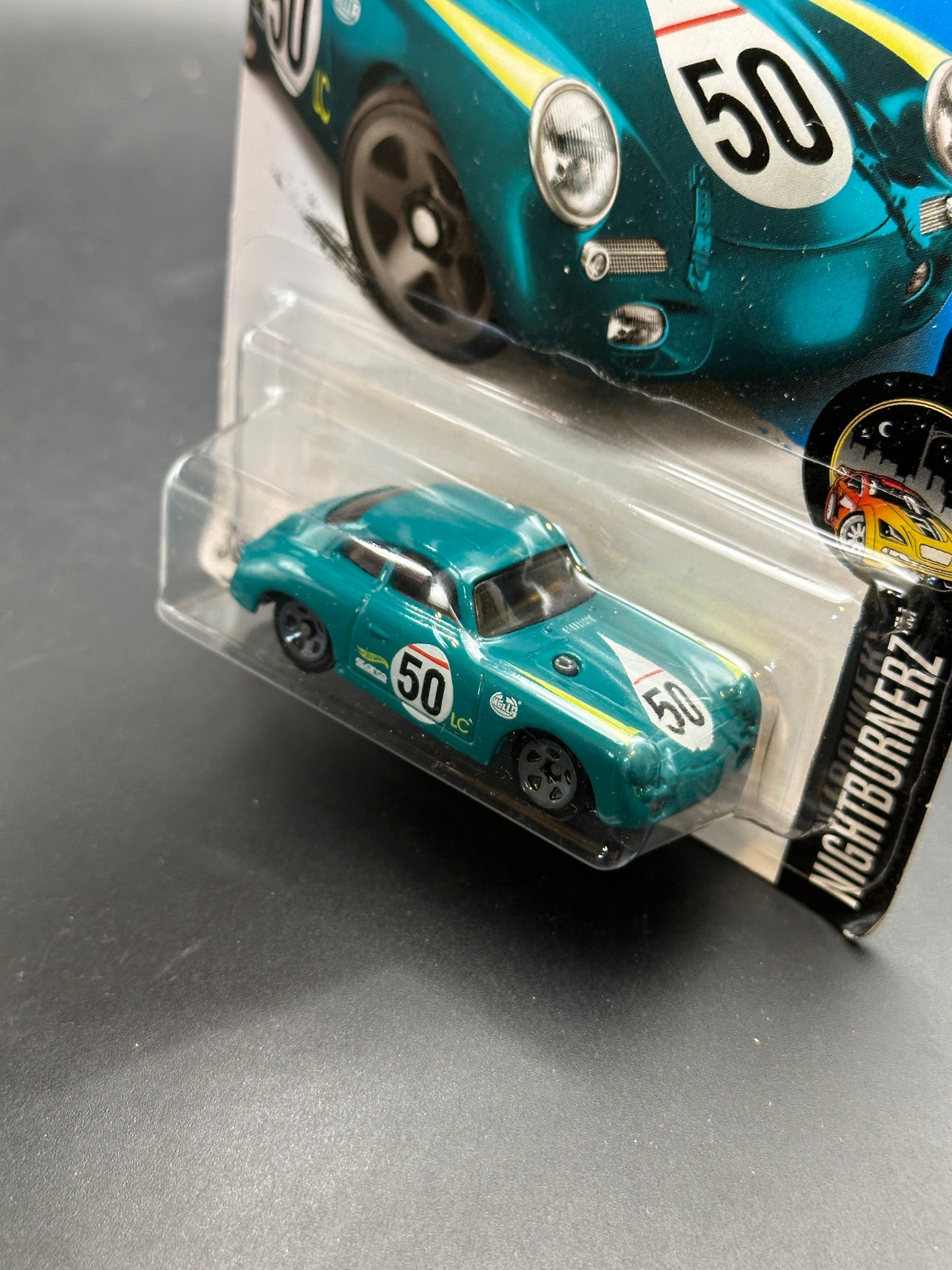 HOT WHEELS - PORSCHE 356A OUTLAW (2017) - HW NIGHTBURNERZ 5/10