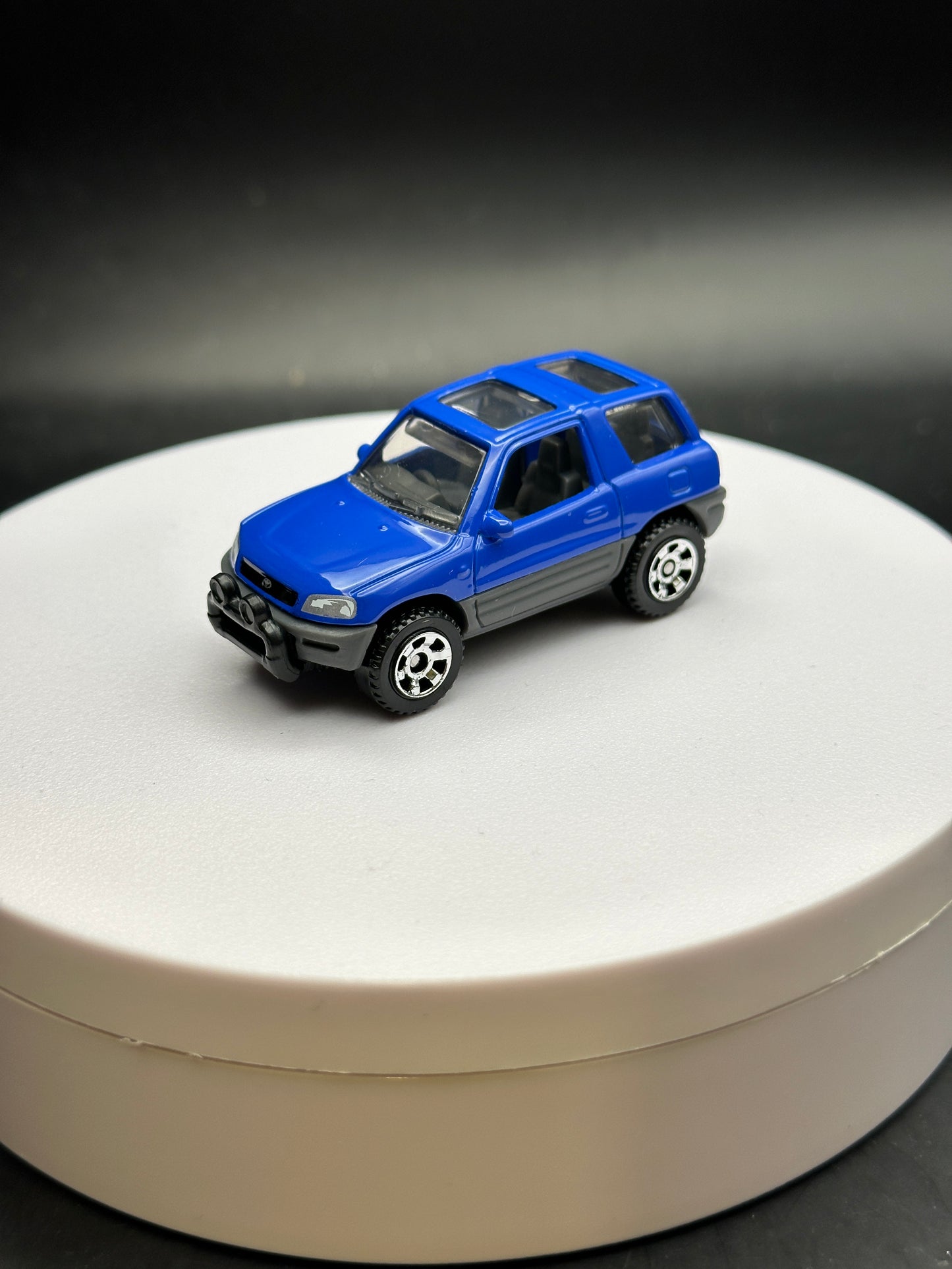 MATCHBOX - 1997 TOYOTA RAV4 OFF ROAD - 33/125 - DIECAST - LOOSE