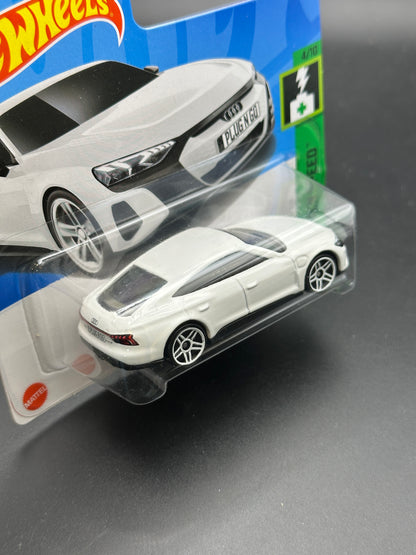 HOT WHEELS - AUDI RS E-TRON GT (2024) - HW GREEN SPEED 4/10