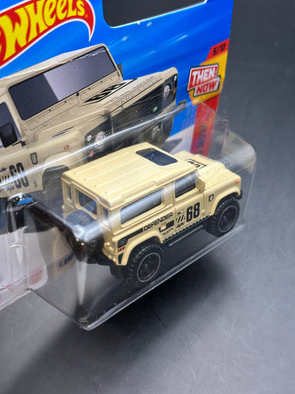 HOT WHEELS - LAND ROVER DEFENDER 90 (2025) - HW THEN AND NOW 5/10