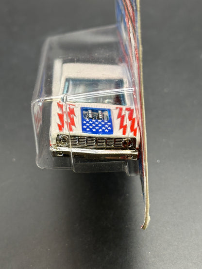 HOT WHEELS - 65 FORD RANCHERO (2022) - STARS AND STRIPE SERIES 1/8