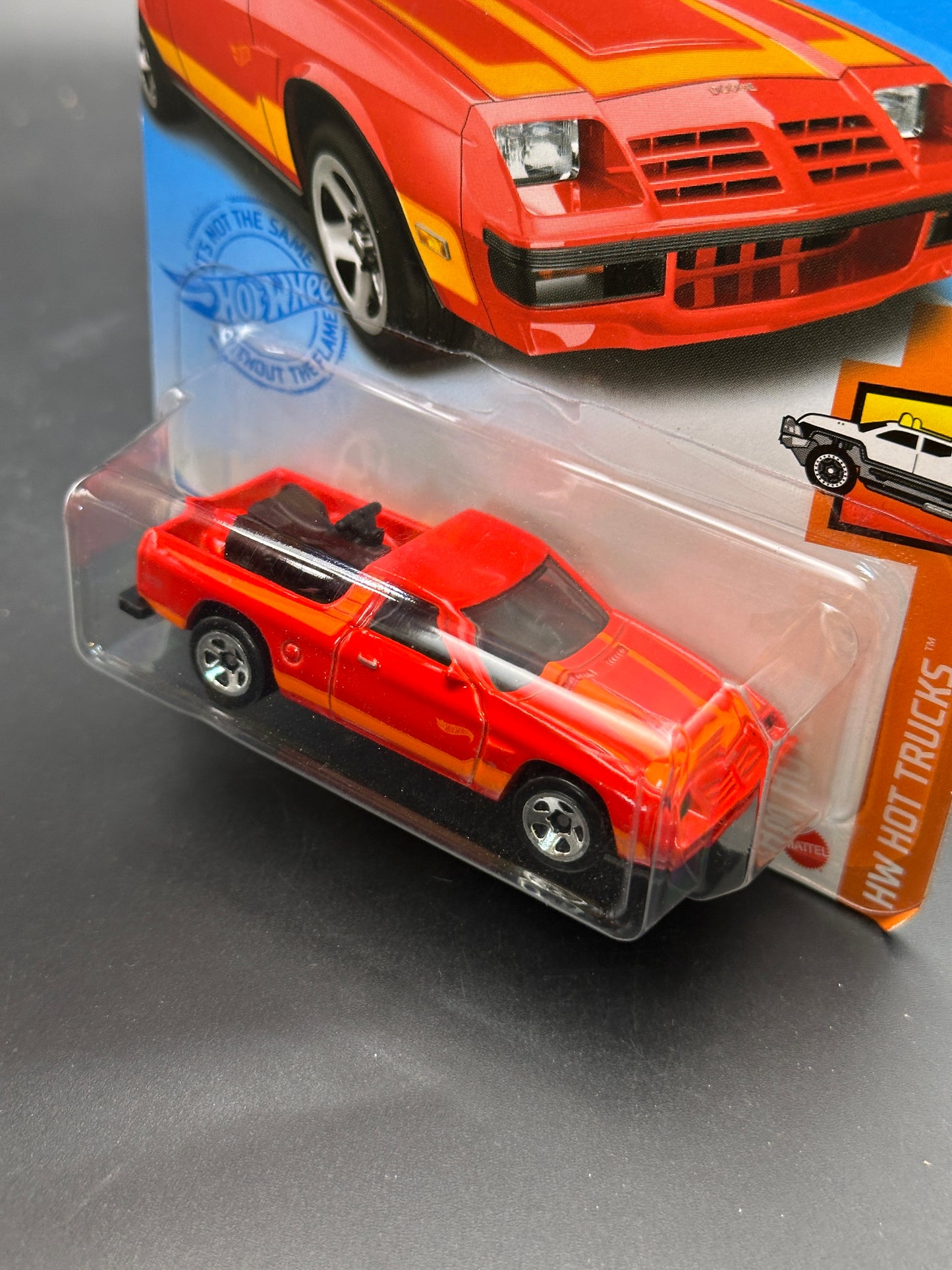 HOT WHEELS - 82 DODGE RAMPAGE (2021) - HW HOT TRUCKS 1/10